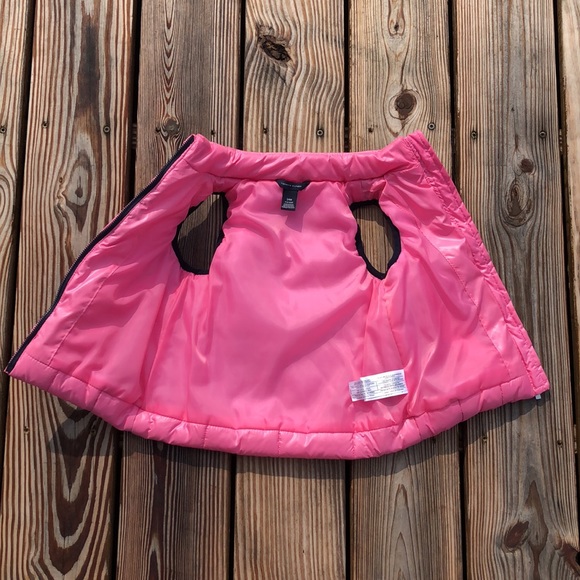 Tommy Hilfiger Puffer Vest in Pink Carnation/ Navy Size 24 Months With Pockets - Picture 2 of 10